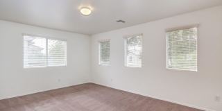 3019 S 101st Ave, Tolleson, 3 bed, 2.5 bath, 2 car garage Gallery 10