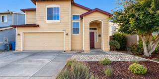 Spacious 3 Bedroom + Bonus Room | 2.5 Bath Home, 2 car garage in Desirable M Section of Rohnert Park Spacious 3 Bedroom + Bonus Room | 2.5 Bath Home, 2 car garage in Desirable M Section of Rohnert Park Gallery 1