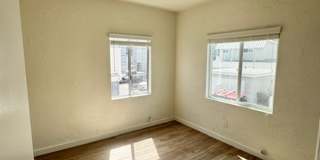2 Bedroom Beach cottage in Ventura Gallery 10