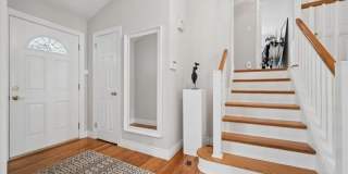 135 Commonwealth Ave Gallery 1