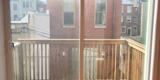 Amazing 2-Bedroom Townhouse Located in Bella Vista! Available mid-July! Gallery 8
