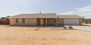 Beautiful 3 Bedroom, 2 Bath Apple Valley Home! Gallery 1