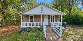 2051 Bloomfield Drive 2051 Bloomfield Drive Gallery 1