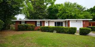 3875 Arbutus Dr Gallery 1