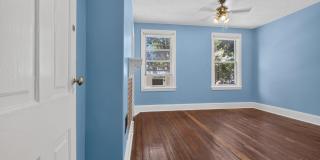 4051 LUDLOW Street Gallery 12