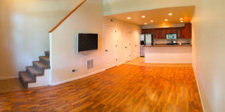 Beautiful 1 BR Loft Apartment Gallery 8