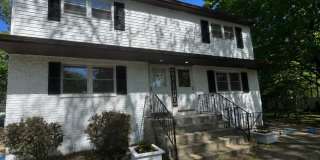 408-A 7th Street Gallery 1