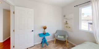 Short or Long Term Rental | ROOFTOP VIEWS! Gallery 10