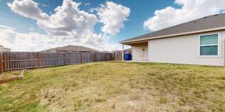 2 WEEKS FREE RENT IN A GORGEOUS DUPLEX IN COPPERAS COVE! Gallery 3