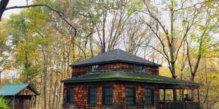 186 Taylor Road Gallery 1