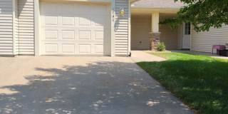 3 Bedroom Townhouse - Middle Unit Gallery 1