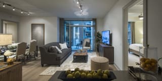 Hanover Southampton Gallery 19