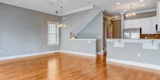 137 3rd Avenue South Gallery 5