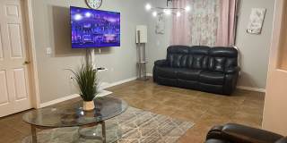 Welcome to Your Ideal Rental Retreat! Gallery 4