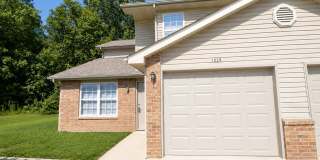 Four Bedroom, Three Bathroom Duplex with Attached Garage Gallery 1