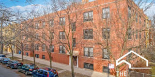2606 West Gunnison St. Gallery 10