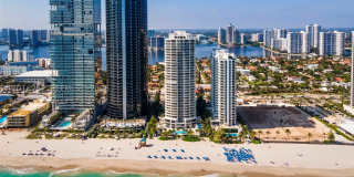 18671 Collins Ave Gallery 55