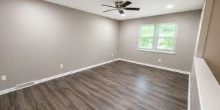 Spacious Split-Level Duplex in Independence! Spacious Split-Level Duplex in Independence! Gallery 4