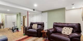 Two Master Suites + Basement 3rd Bedroom Gallery 20