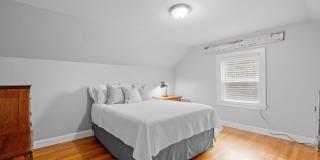 989 Union Street Gallery 35