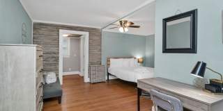 Walkable State Street Gem in the Heart of West Columbia Gallery 23