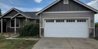Spacious 4-Bedroom Home for Lease in Cul-de-Sac Gallery 1