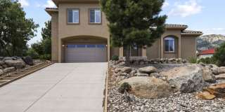 Beautiful 4 bedroom home in Broadmoor Bluffs Gallery 1