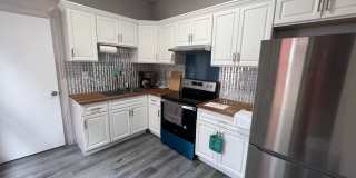 Newly Updated Single Family Home Gallery 6