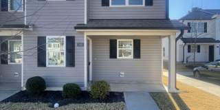 3 Bd 2.5 Ba end unit townhouse Gallery 1