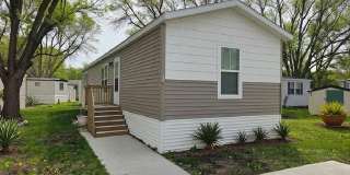 136 lynn Gallery 1
