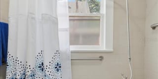 530 S JACKSON AVENUE Gallery 36