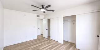 3425 E Russell Road Gallery 21