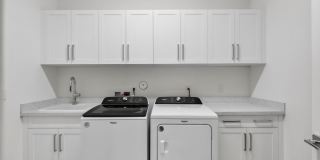 9249 Crestview Circle Gallery 24