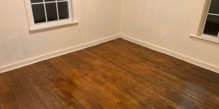 2 bedroom house in Midtown accross the street from Denton Park! Gallery 6