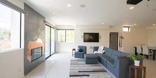 2216 Bancroft Avenue Gallery 3