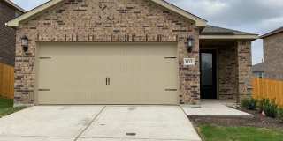 1212 Ginsburg Lane Gallery 1