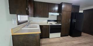 1213-1215 S Erie St Gallery 6