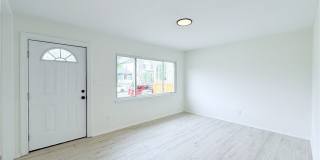 2706 Selden Street Gallery 4