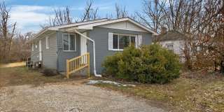 3319 N Hawthorne Ave - $1,250/mo. 3319 N Hawthorne Ave - $1,250/mo. Gallery 1