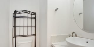2 Story 2 Bedroom Gated Community Amazing Location Gallery 25