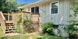 1402 South Harris Avenue Gallery 1