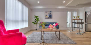 11728 Hamlin Street Gallery 4