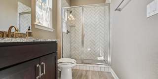 6 Bedroom Single Family in Lafayette Gallery 23