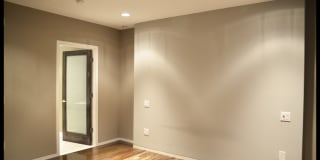 1214 Chestnut St Gallery 17