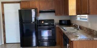 Great Duplex! 2 Bed, 1 Bath Gallery 4