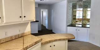 Spacious 2 Bedroom 2 Bath Home near River! Gallery 12