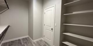 Beautiful 2024 Built 3 Bedroom, 2 bathroom home with RV Parking Gallery 21