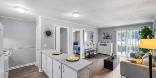 University Oaks Gallery 8