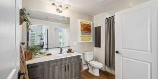 Marlon at Central Park Gallery 14