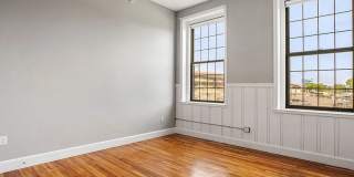 6 Spice St. Gallery 5